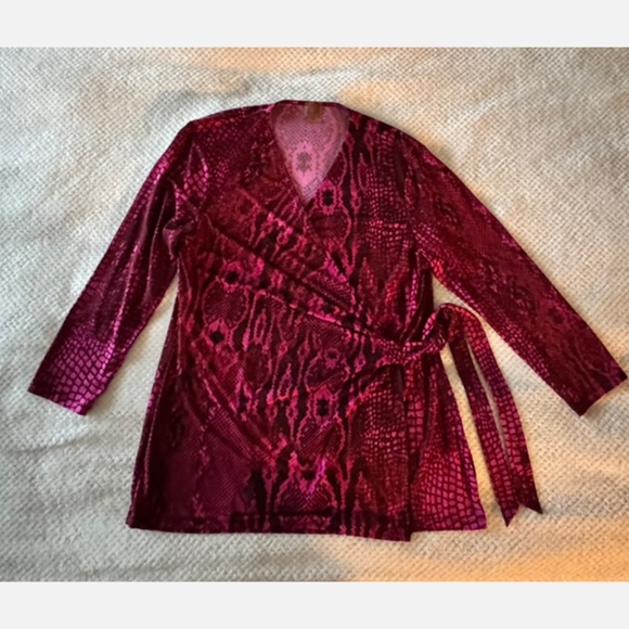 Anne Klein faux wrap top XL - pink and black snakeskin print, 3/4 sleeves - Picture 2 of 6